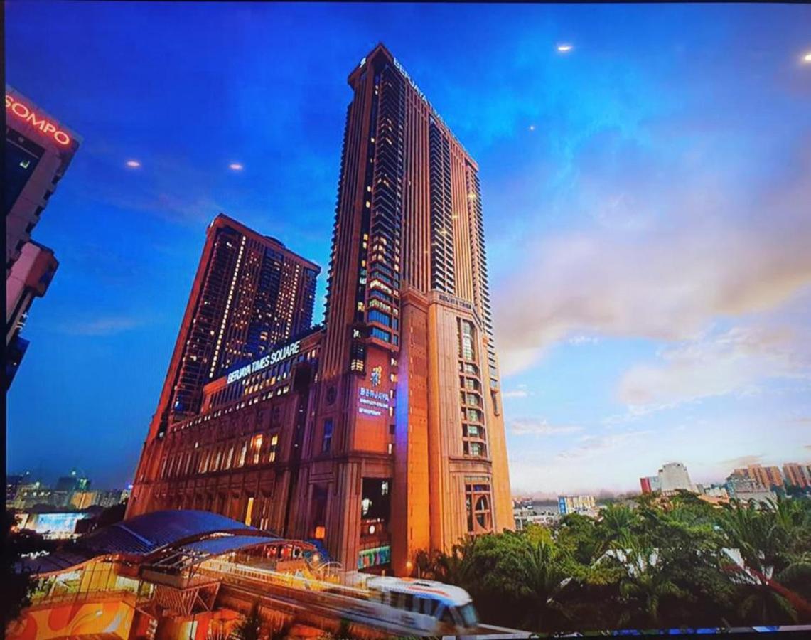Victory Apartment Berjaya Times Square Kl Kuala Lumpur Luaran gambar